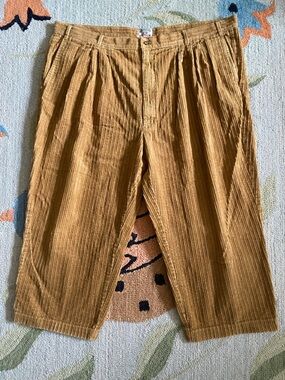 Classique Casuals I "Big & Short" Pleated Corduroy Pants